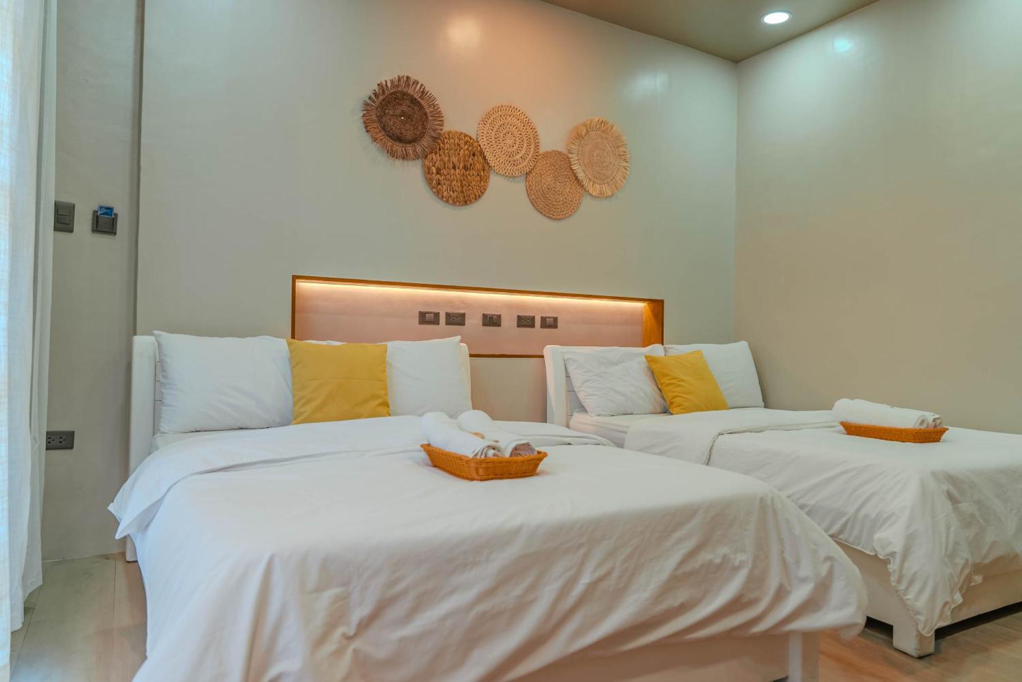GT Seaside Inn Oslob Quarto foto