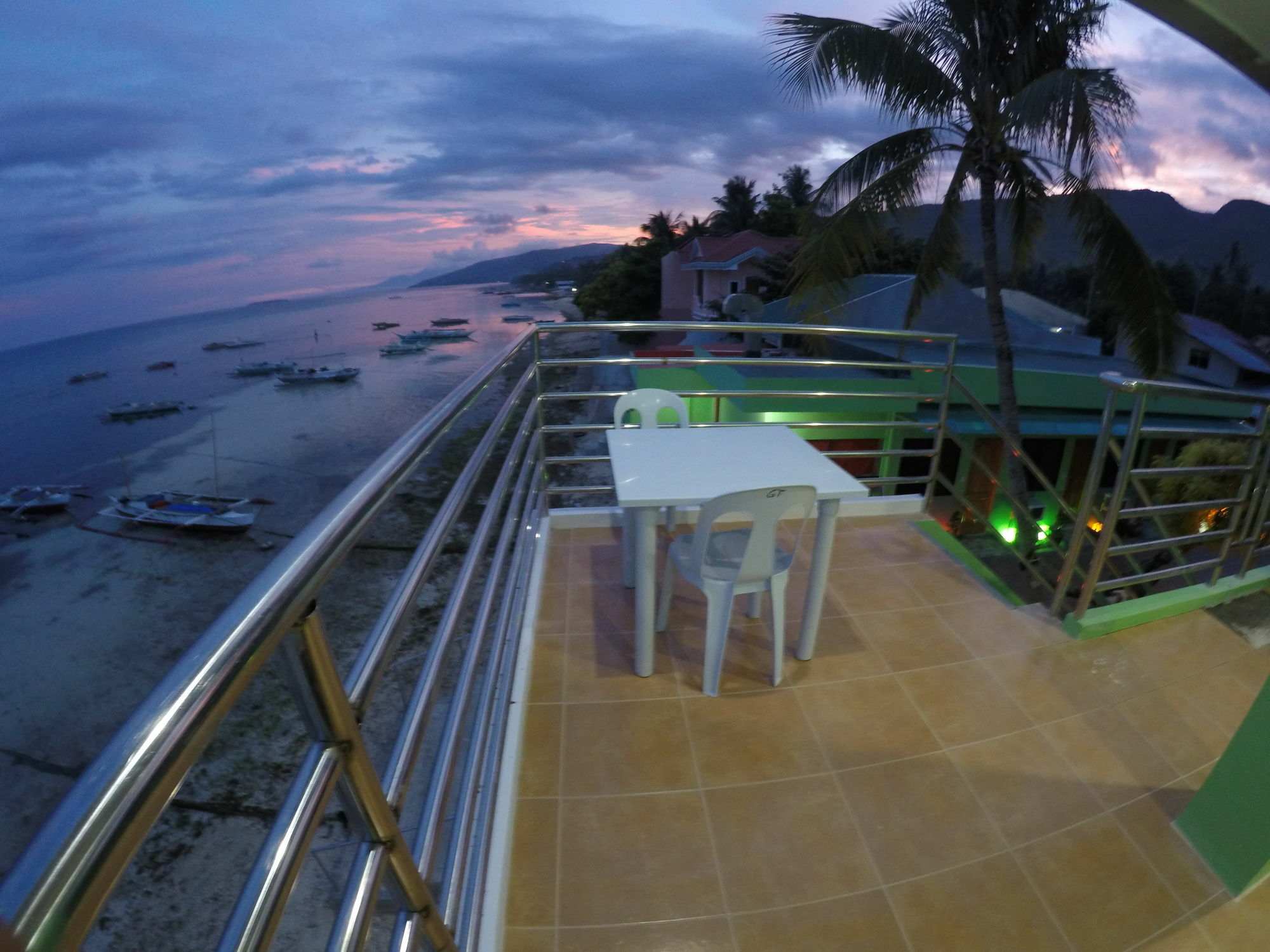GT Seaside Inn Oslob Exterior foto